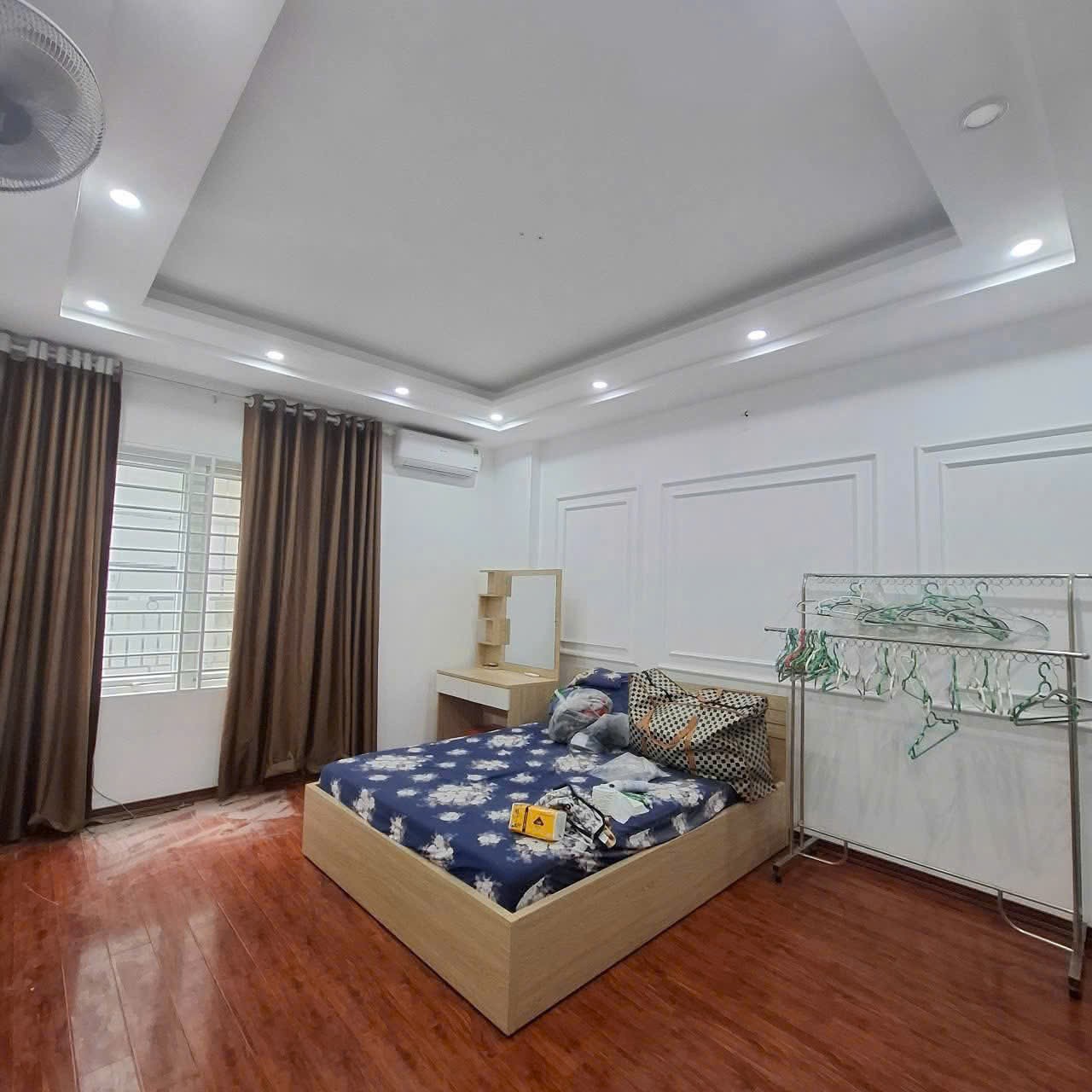 CHÍNH CHỦ BÁN GẤP 37M giá 4.2 tỷ Tại Phú Lương Hà Đông Ô TÔ ĐỖ. 2