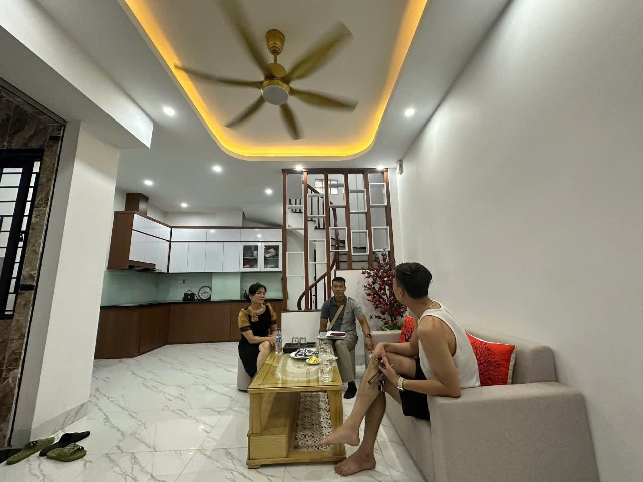 Hàng hiếm tại Nguyễn Viết Xuân,Thanh Xuân 59m2, 5 tầng giá 14.5 tỷ, ô tô đỗ. 2