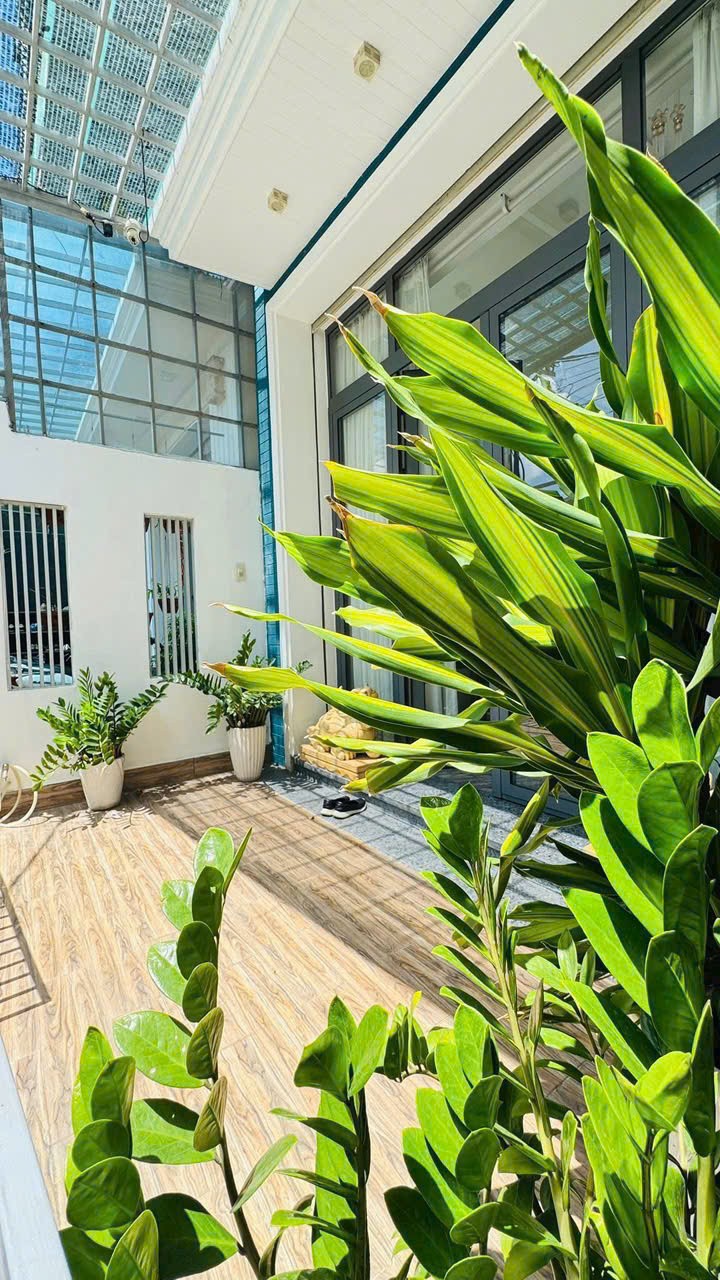 BÁN NHÀ KẾ QUẬN 1- 6 TẦNG 8 PHÒNG ĐỦ NỘI THẤT-NGUYỄN KHOÁI QUẬN 4-THU NHẬP 3.6 TỶ/5NĂM: nhỉnh 12 TỶ 2