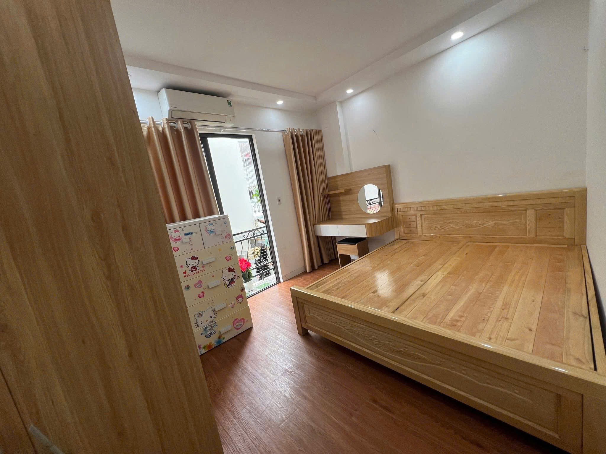 Bán gấp nhà tại Xuân Phương, Nam Từ Liêm, 30.8m, 4 tầng, ô tô đỗ gần 3