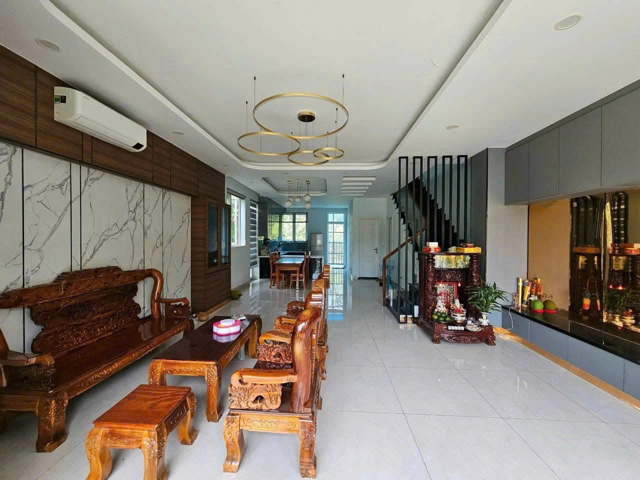 Cho thuê Biệt thự Quận 9, Hồ Chí Minh, Diện tích 160m², Giá 15 Triệu/tháng