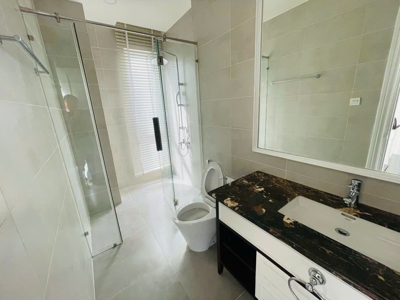 Cho thuê Biệt thự Quận 9, Hồ Chí Minh, Diện tích 307m², Giá Thương lượng 16