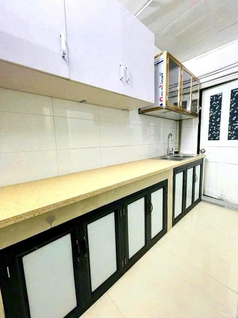 Siêu hiếm Nhà đẹp 75m ra Phố Bạch Mai 23m *4T giá chỉ nhỉnh 3 tỷ Sổ đỏ cất két 3