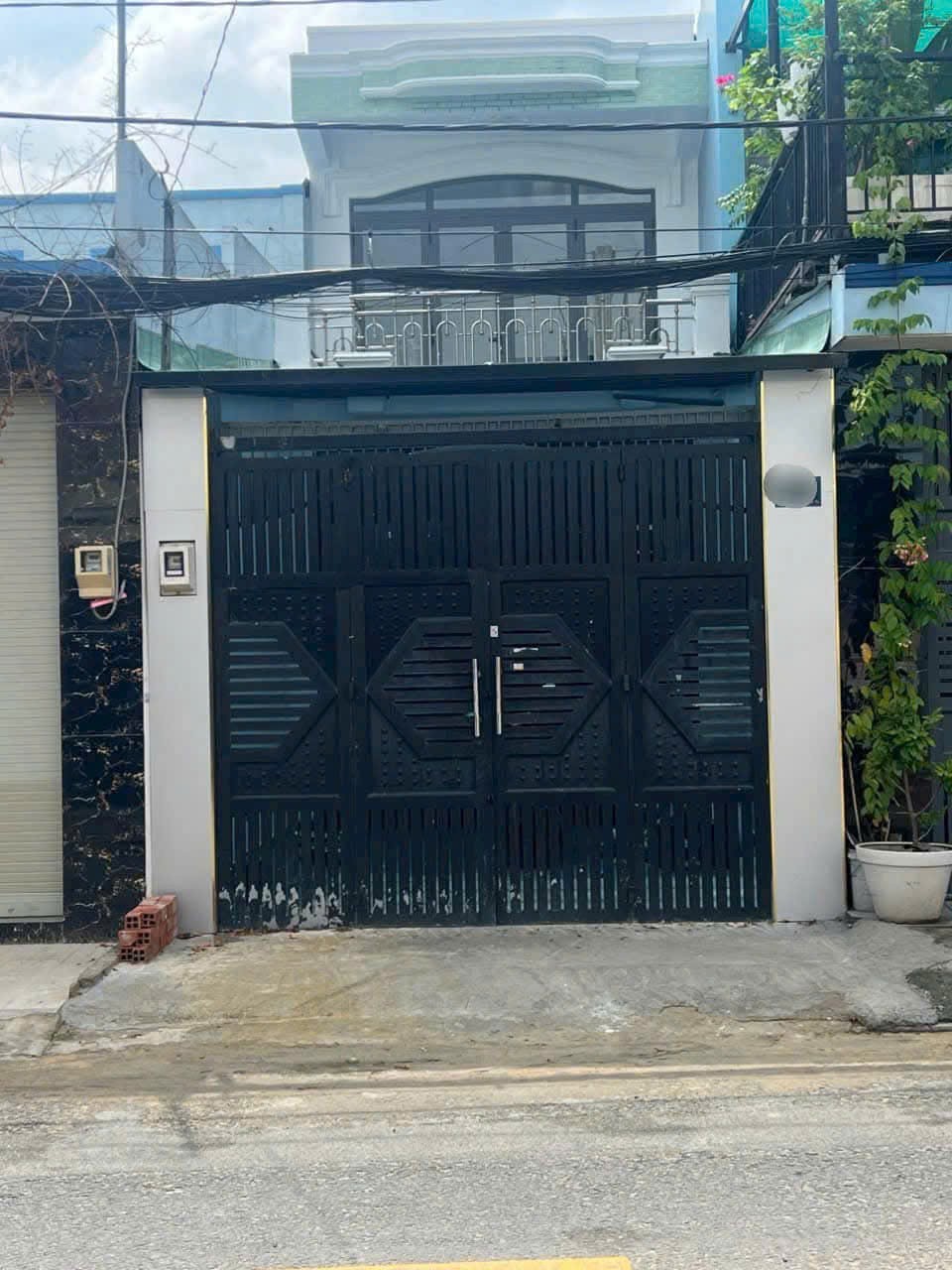 BÁN NHÀ MẶT TIỀN ĐÔNG HƯNG THUẬN 06 – Q.12 – VỊ TRÍ KINH DOANH CỰC ĐẸP