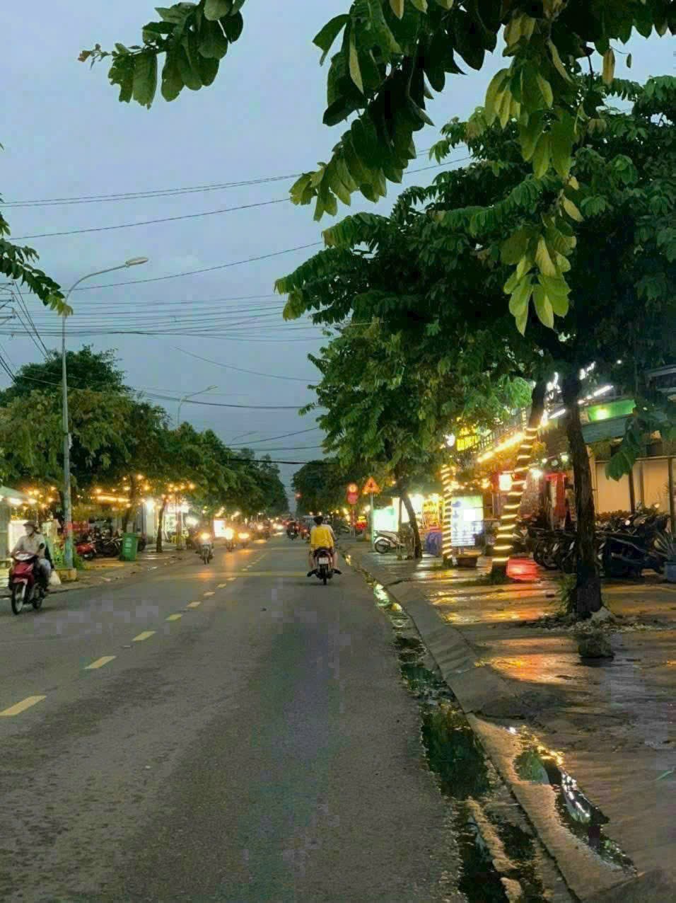 BÁN ĐẤT (9.2x42) MẶT TIỀN SONG HÀNH – TRUNG TÂM HÓC MÔN (TÂN XUÂN CŨ) 2