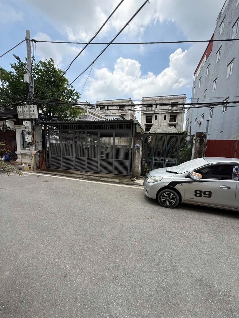 TƯ ĐÌNH,LONG BIÊN 35tỷ 180m MẶT TIỀN 6m,KHU PHÂN LÔ Ô TÔ,HAI MẶT THOÁNG 4