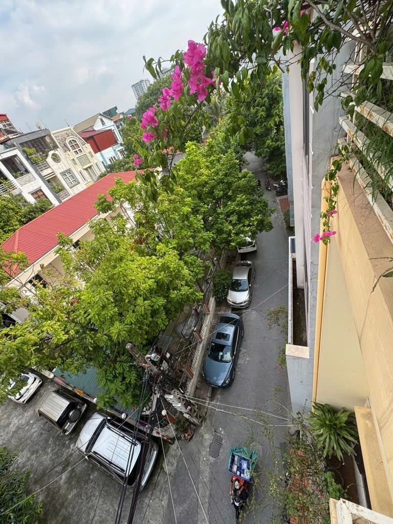 NGUYỄN SƠN,LONG BIÊN 22ỷ 80m,NGÕ Ô TÔ 7 CHỖ TRÁNH NHAU NGÀY ĐÊM 2