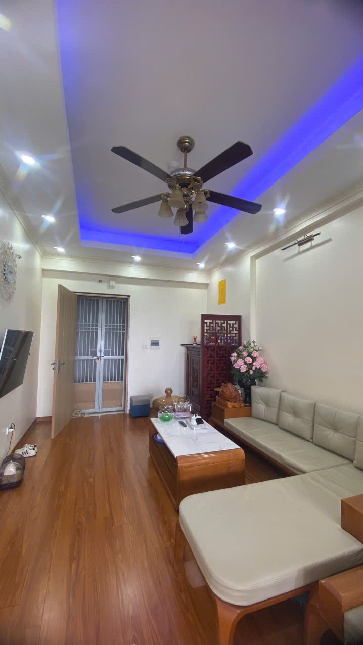 Cần bán căn hộ Chung cư Thanh Hà - Full nội thất, 65m², hướng Nam - Giá chỉ 2.5 tỷ 5