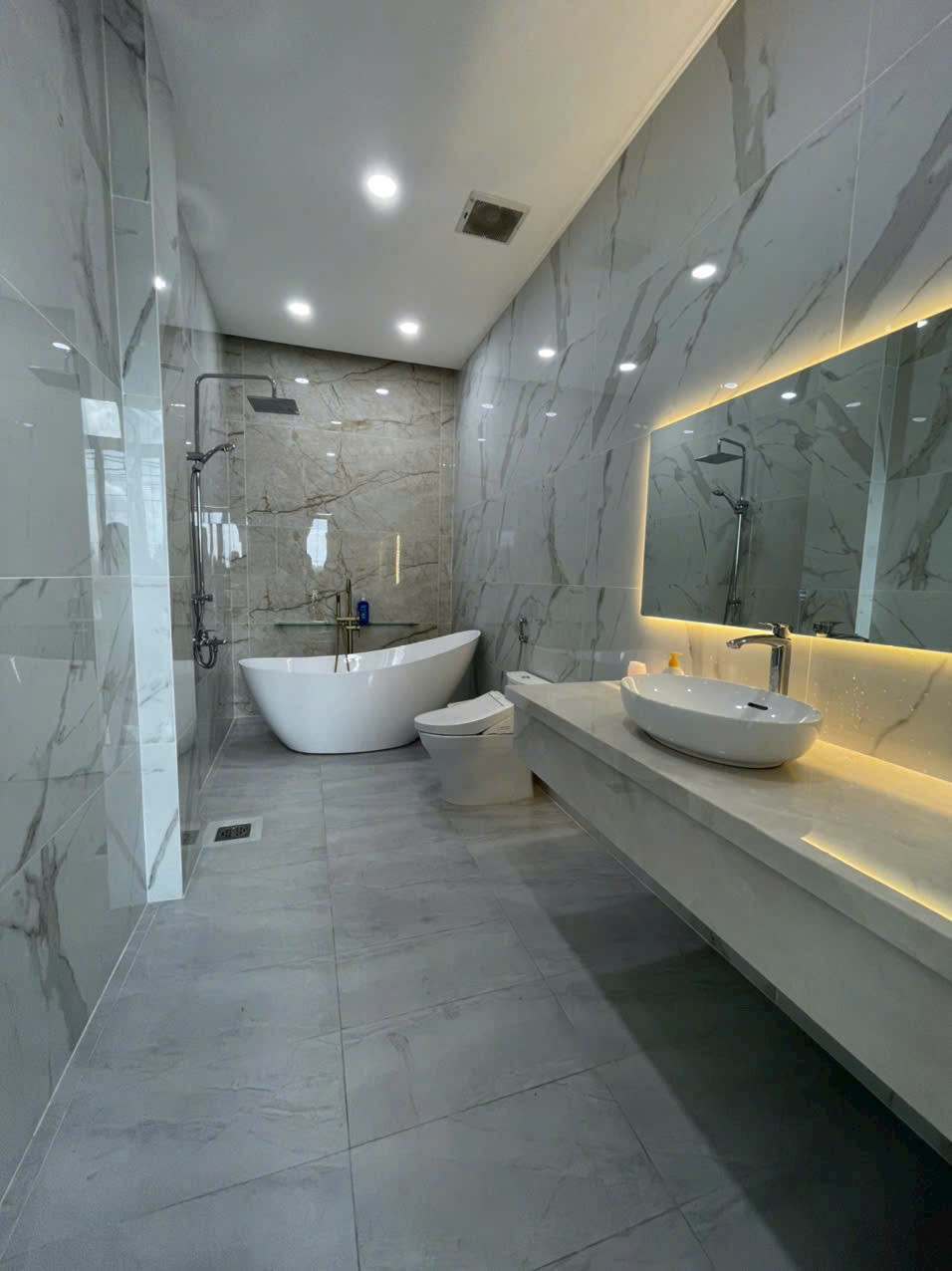 Biệt thự đẹp xã Nhuận Đức, Củ Chi dt 245m2 1 lầu 4pn 5wc giá 12,8 tỷ 6