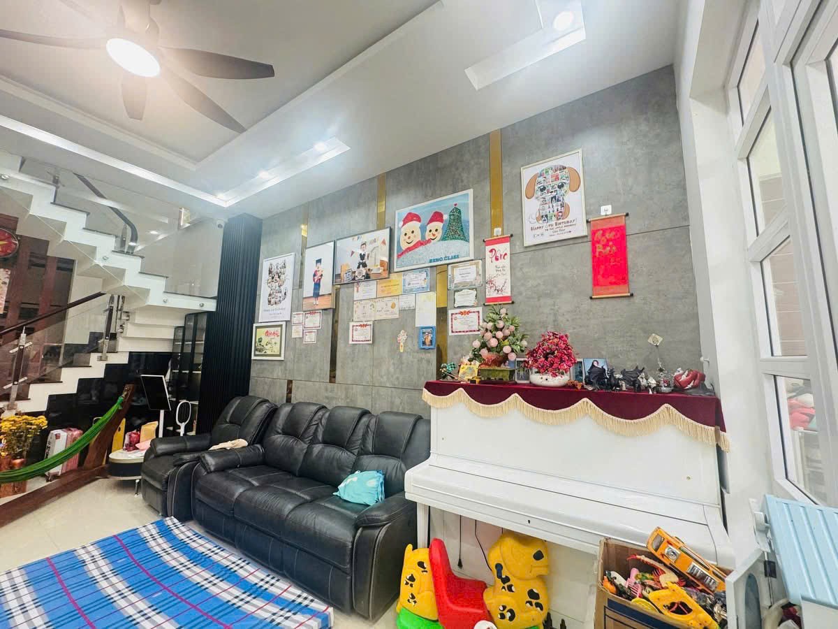 NHÀ PHỐ CAO CẤP KDC ĐIỀN THUẬN – ĐƯỜNG 8M THẠNH XUÂN 23, Q.12 5