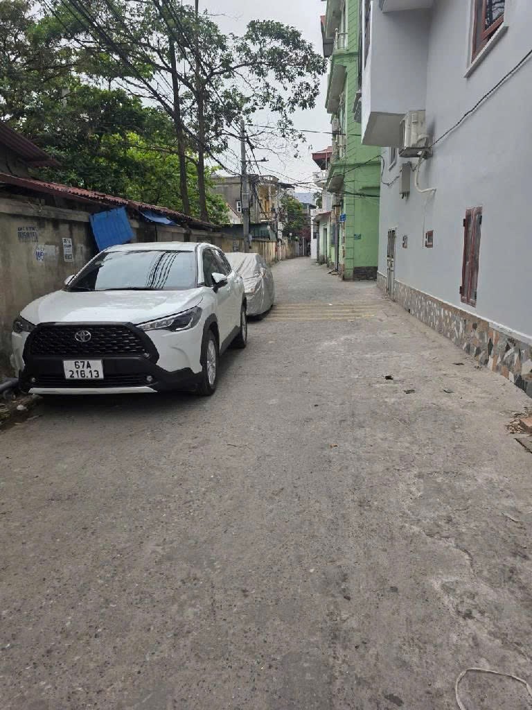 PHỐ THƯỢNG THANH,LONG BIÊN 6tỷ 65m MẶT TIỀN 4m Ô TÔ ĐỖ TRƯỚC ĐẤT 3
