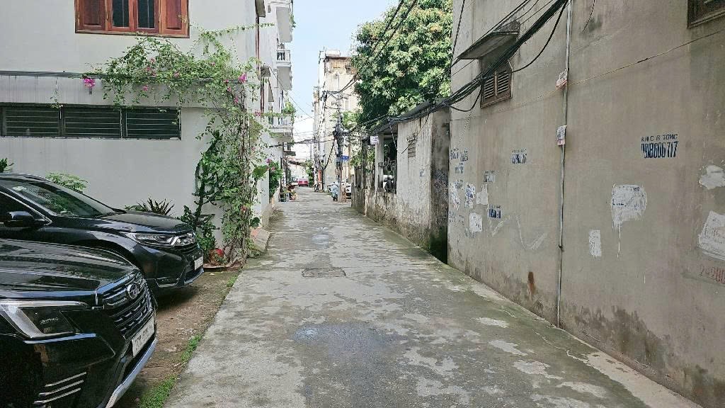 HIẾM THƯỢNG THANH,LONG BIÊN 5tỷ 40m LÔ GÓC MẶT TIỀN 5m Ô TÔ ĐỖ CỬA