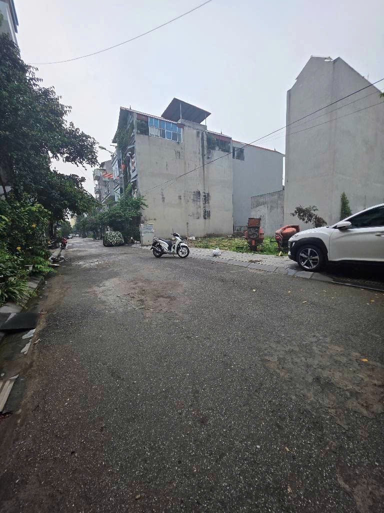 THƯỢNG THANH,LONG BIÊN 14tỷ 75m ĐẤT,MẶT TIỀN 6m,VỈA HÈ KINH DOANH 3