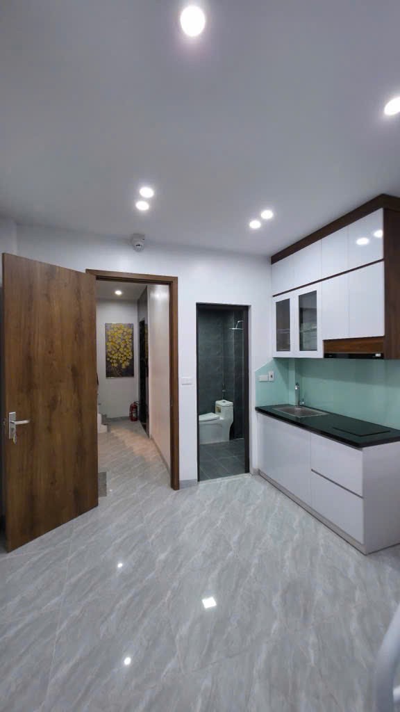 NHÀ ĐẸP TRẦN CUNG – 50M2 – 5 TẦNG – GẦN PHỐ – 9,5 TỶ