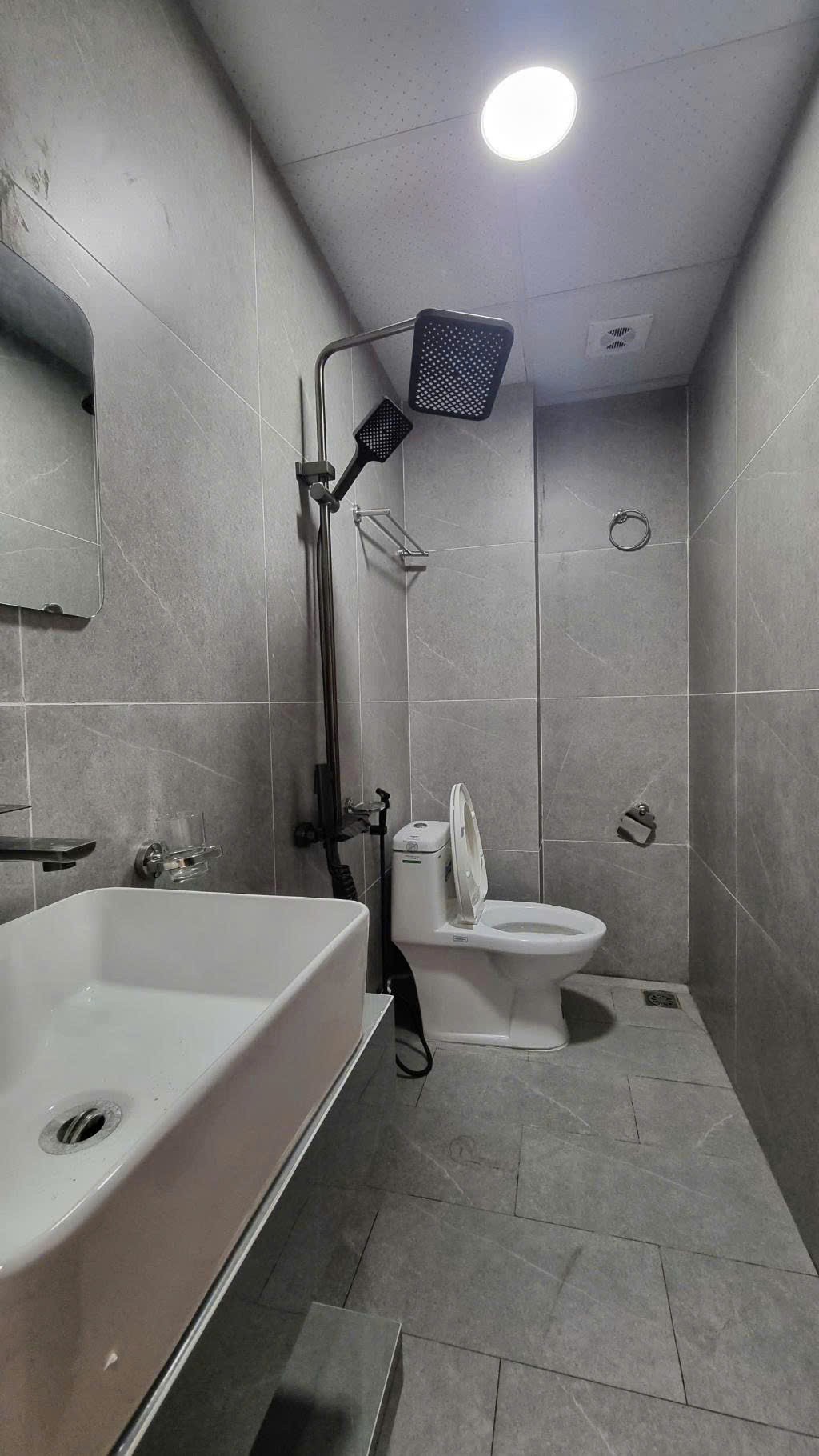 NHÀ CỔ NHUẾ –5 TẦNG - ĐH MỎ 200M - Ô TÔ GẦN - HƠN 4 TỶ 2
