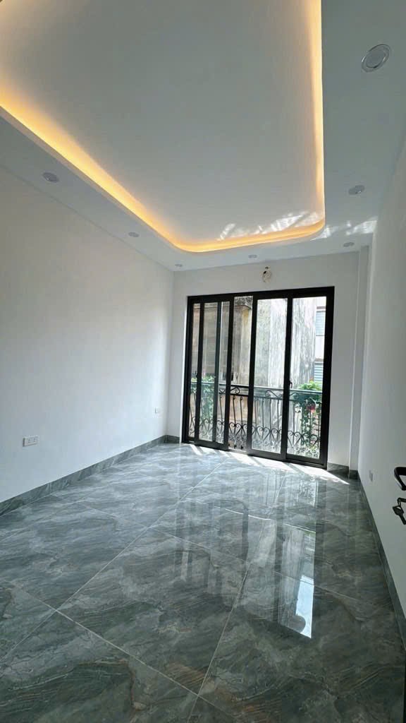 NHÀ XUÂN ĐỈNH – 35m2 x 5 TẦNG ĐẸP – CÁCH TRƯỜNG C3 XUÂN ĐỈNH 200M – HƠN 7 TỶ 2