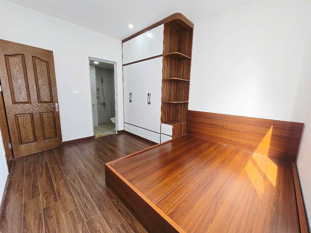 NHÀ PHÚ DIỄN – 36m2 x 5 TẦNG ĐẸP – GẦN DH TÀI NGUYÊN MÔI TRƯỜNG – GẦN Ô TÔ – GIÁ 8,5 TỶ 2