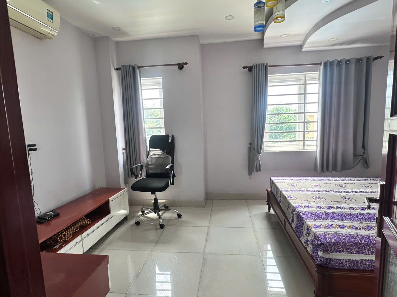 Cho thuê Nhà mặt tiền Phường Phú Hữu, Quận 9, Diện tích 85m², Giá 15 Triệu/tháng