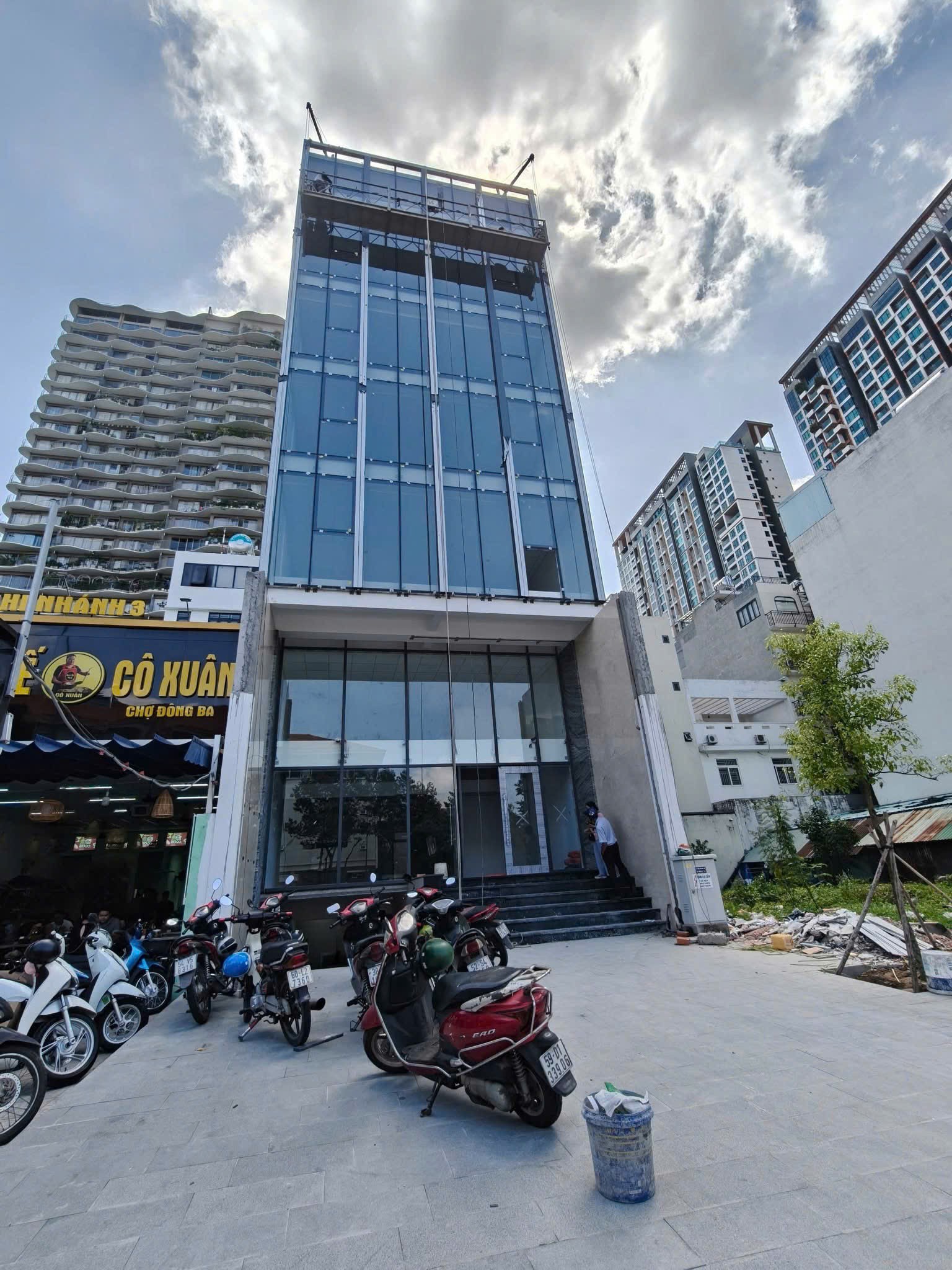 Cho thuê Nhà mặt tiền Phường Thạnh Mỹ Lợi, Quận 2, Diện tích 260m², Giá 180 Triệu/tháng