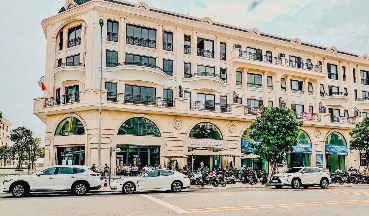 Cần bán Nhà mặt tiền Phường Hiệp Bình Phước, Thủ Đức, Diện tích 105m², Giá 33 Triệu/tháng 8