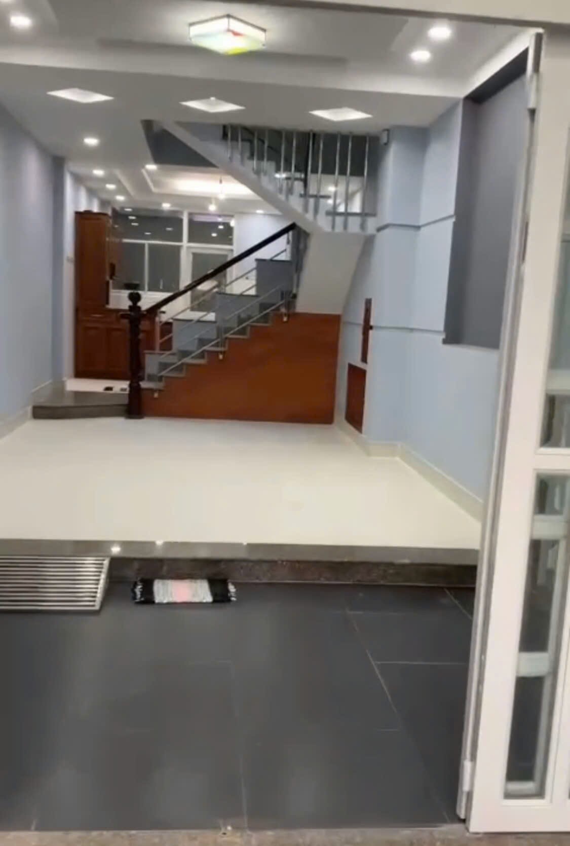 Cần bán Nhà mặt tiền đường Số 51, Phường Tân Quy, Diện tích 96m², Giá 15.5 Tỷ 2