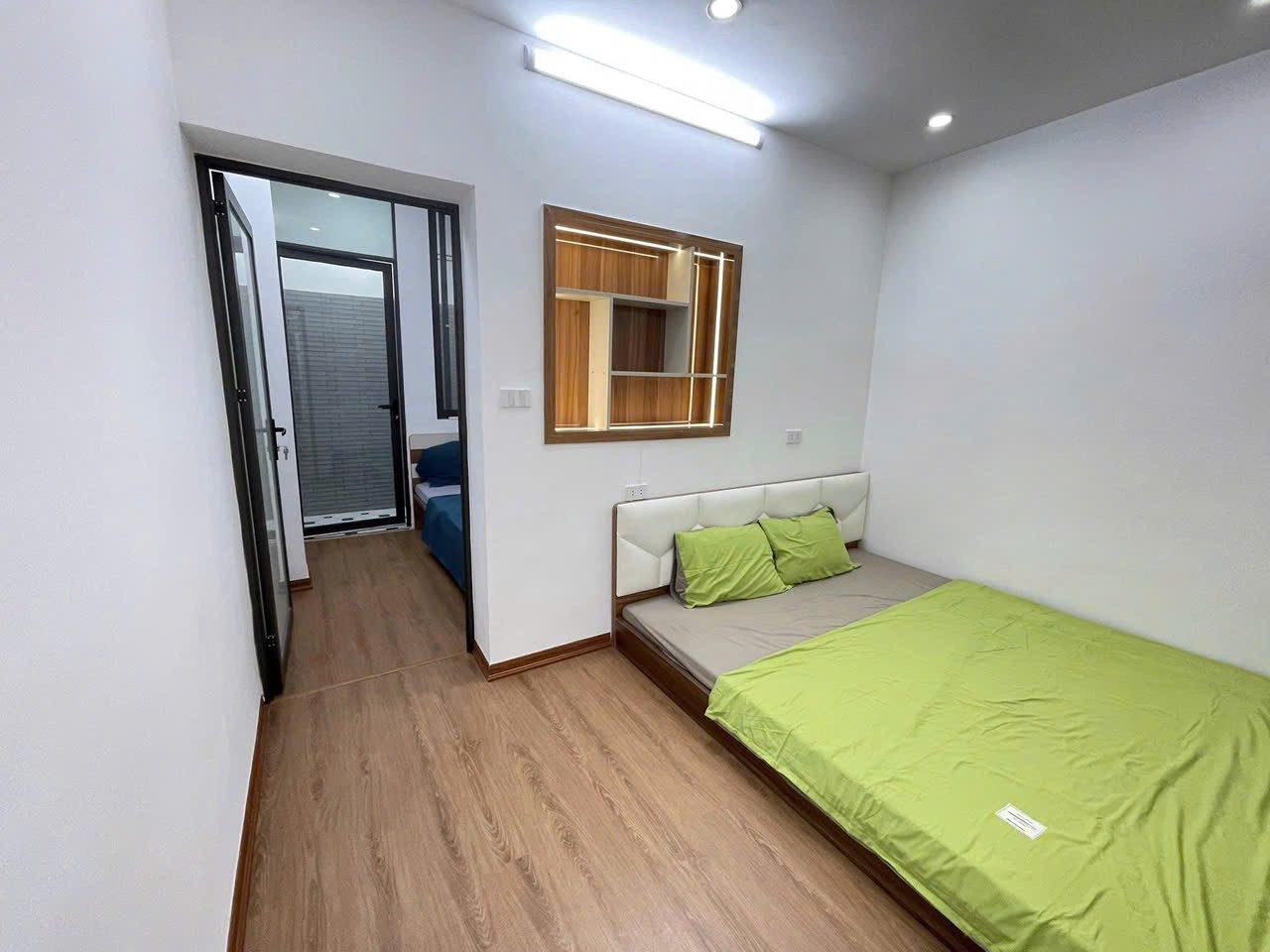 Em bán Nhà tập thể Phố Tân Mai T1 sổ đỏ 24/60m 1 Phòng Khách, 2 phòng ngủ, bếp, 1 nhà ra phố Tân 3