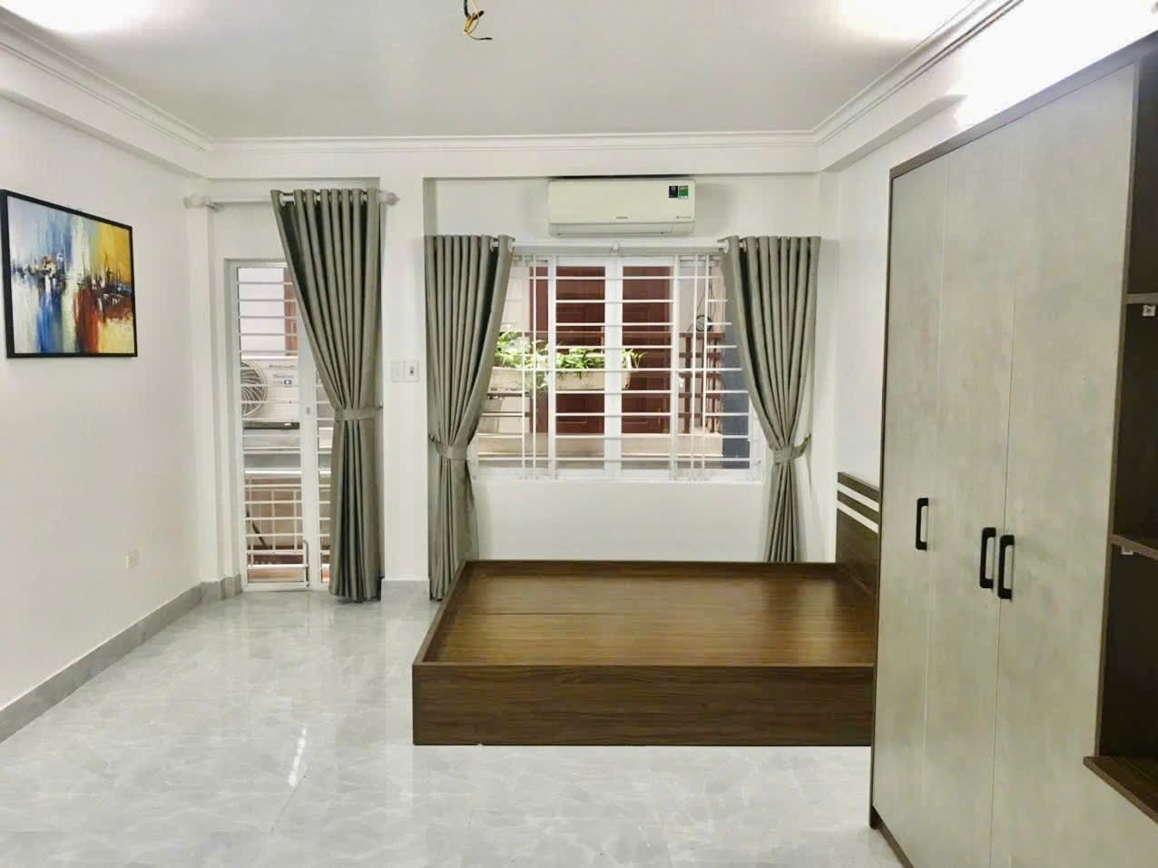 Bán nhà Mỹ Đình, Nhân Mỹ 5 tầng, sổ đỏ 31m², ngõ thông, nhà sẵn nội thất mới tinh, vào ở ngay, giá 3