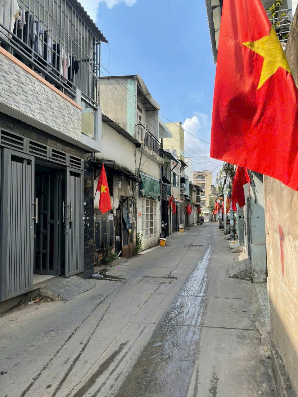 Nhà hẻm 688// Tân Kỳ Tân Quý, Bình Hưng Hòa , bình Tân dt 32m2 1 lầu 2pn 2wc giá 3,65 tỷ