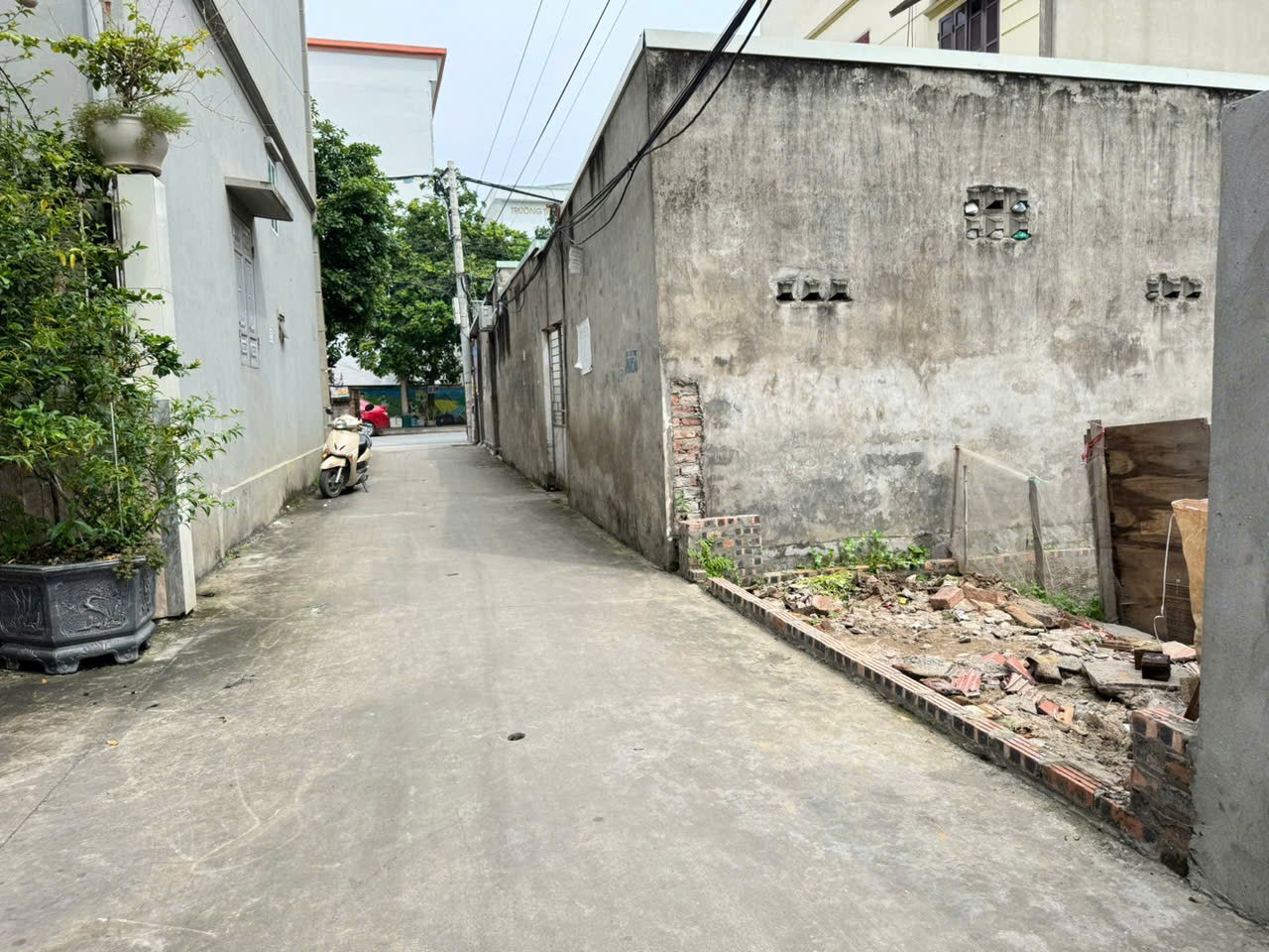 Bán đất thôn 3, Quang Minh, Mê Linh. Đường thông, oto đỗ. Gần sân bóng Giai Lạc 3