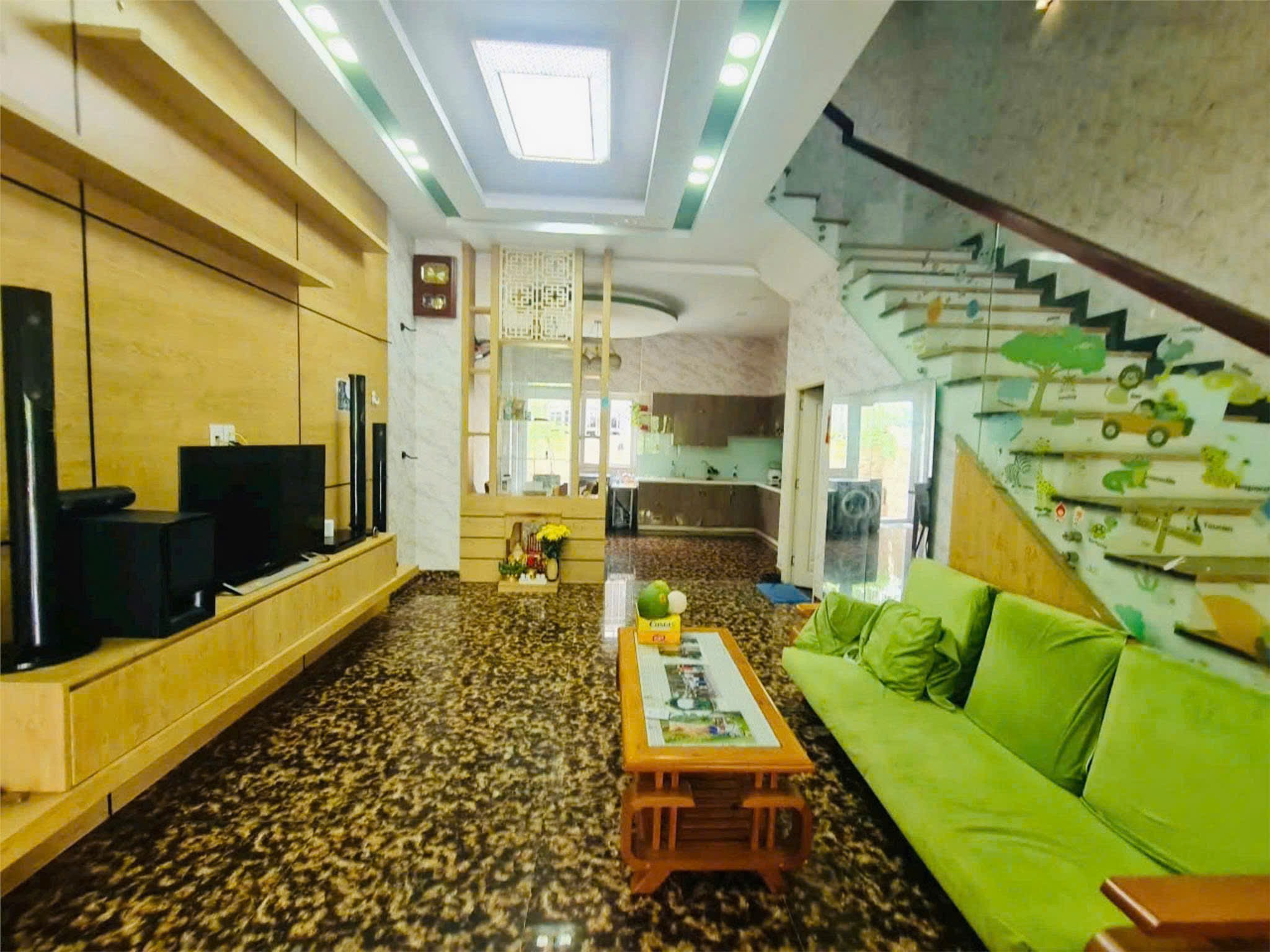 Cho thuê Nhà mặt tiền Phường Phú Hữu, Quận 9, Diện tích 94m², Giá 14 Triệu/tháng 11