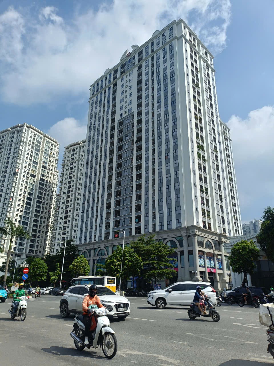Florence Trần Hữu Dực, 105m² - 4PN, Căn góc Đông Nam – View xanh mát, giá 8.5 tỷ
