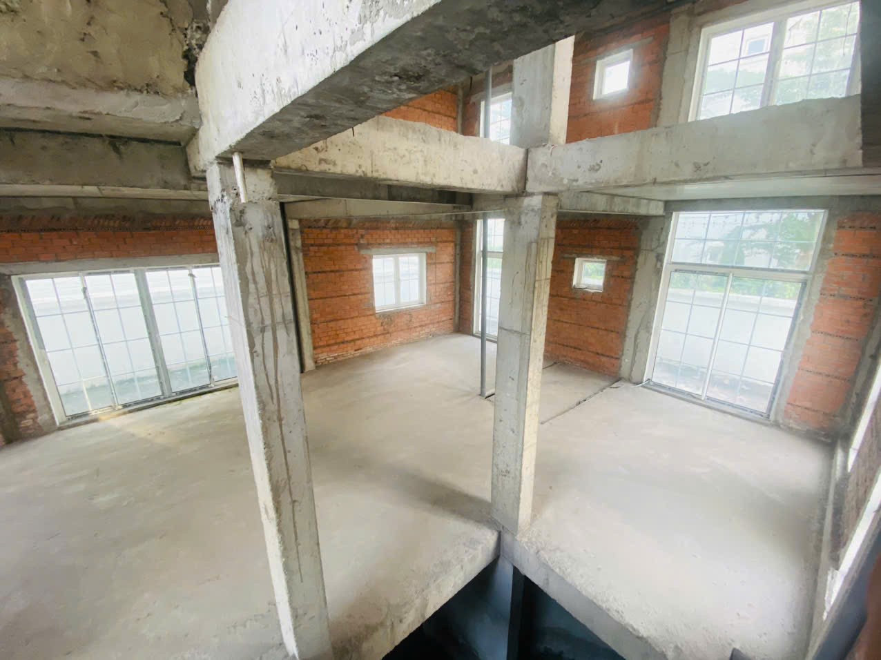 Cần bán Biệt thự Phường Thảo Điền, Quận 2, Diện tích 300m², Giá Thương lượng 2