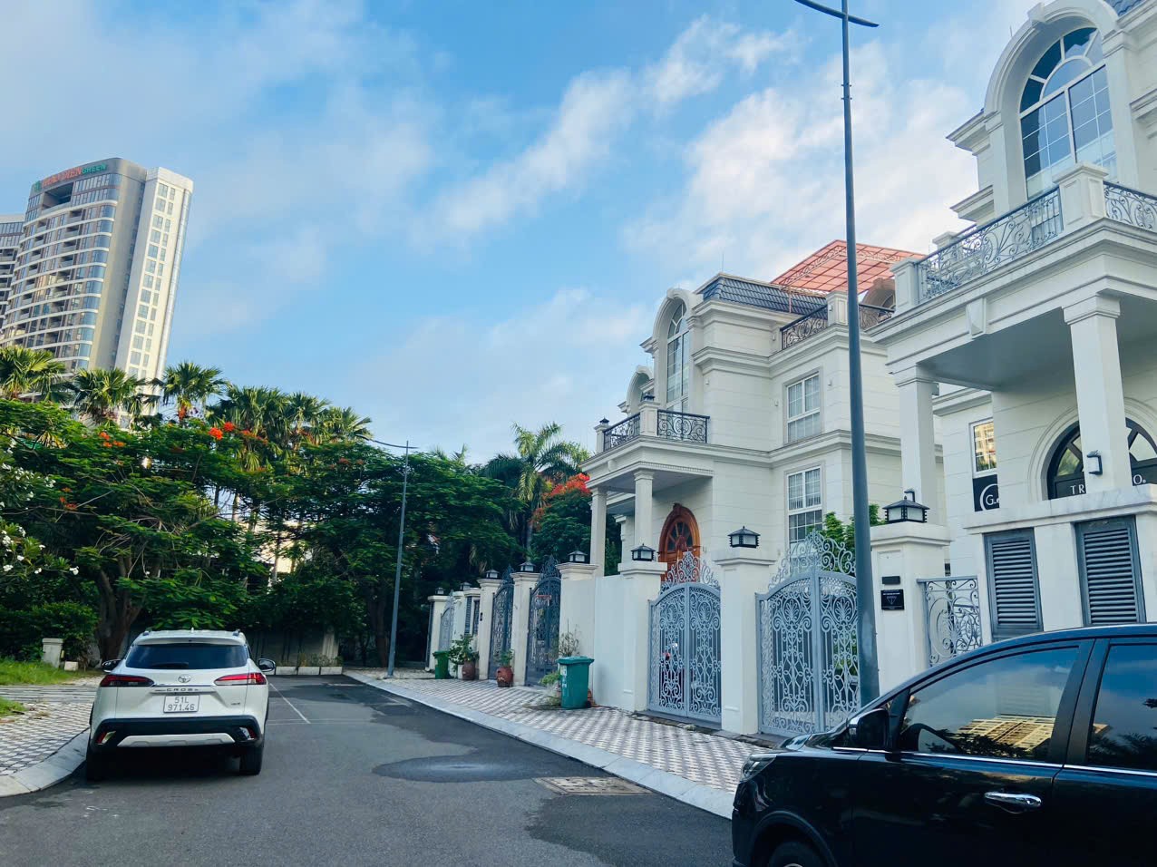 Cần bán Biệt thự Phường Thảo Điền, Quận 2, Diện tích 300m², Giá Thương lượng 3