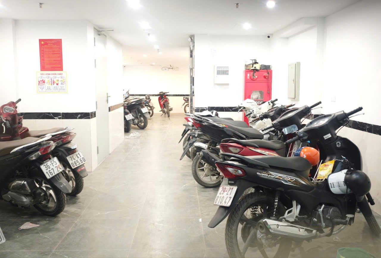 Bán CCMN Lê Đức Thọ , DT 85 M2 - 7 tầng thang máy – Doanh thu 1.2 tỷ/năm – Giá 19.8 tỷ 2
