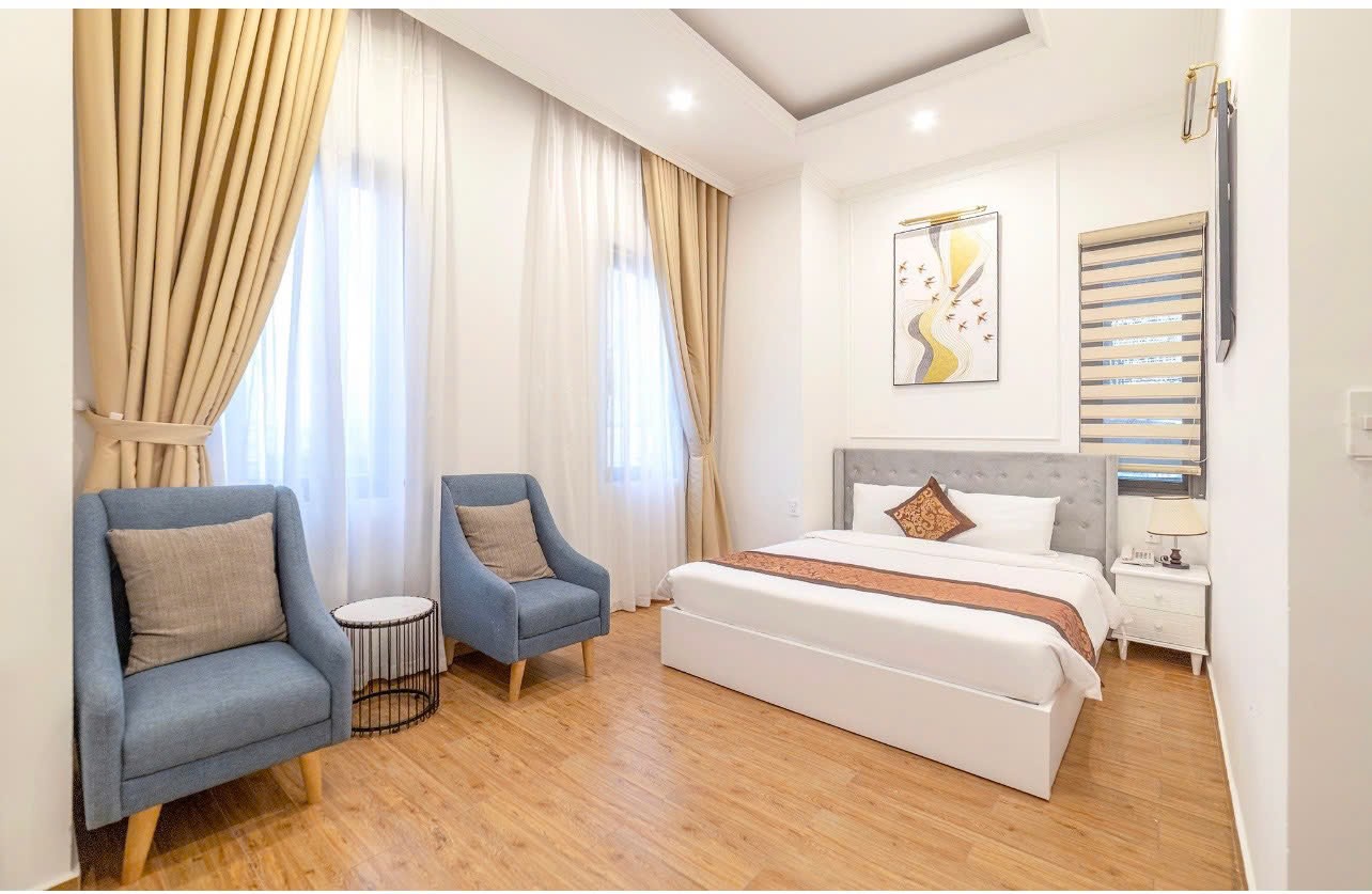 CHO THUÊ KHÁCH SẠN FULL NỘI THẤT ĐƯỜNG PHÙ ĐỔNG THIÊN VƯƠNG PHƯỜNG 8 giá 70tr 3
