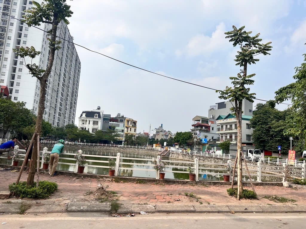 PHÚC LỢI,LONG BIÊN 11tỷ 111m LÔ GÓC Ô TÔ ĐỖ CỬA,MẶT TIỀN 8m 2