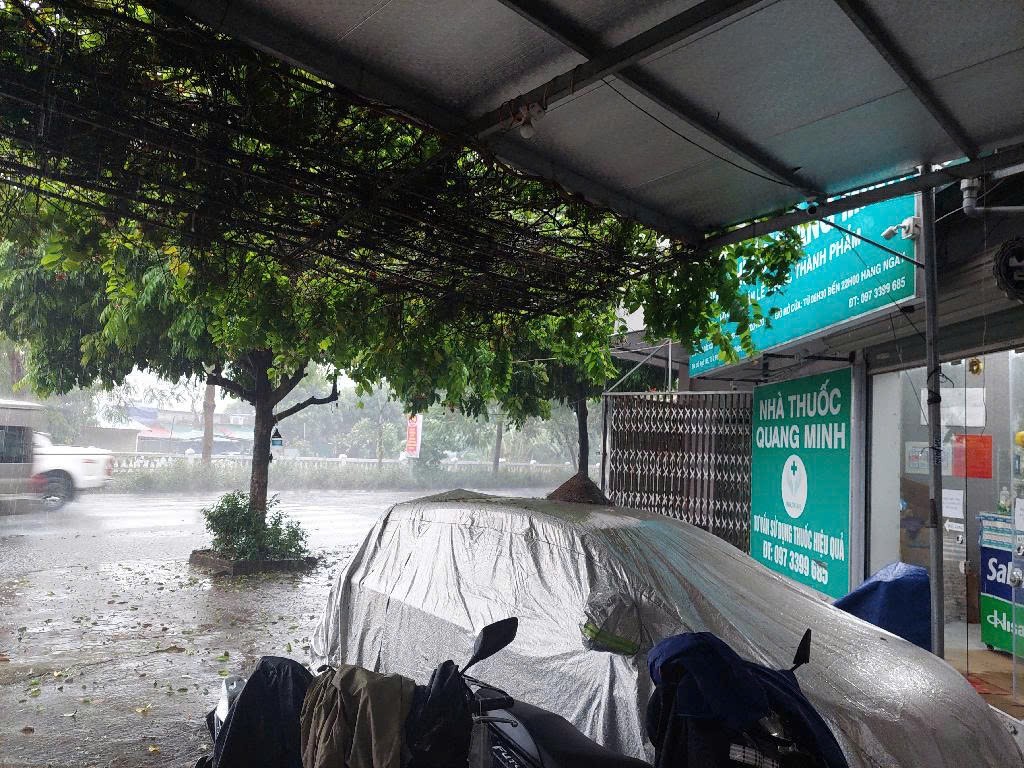 MẶT PHỐ PHÚC LỢI,LONG BIÊN 11tỷ 37m VỈA HÈ RỘNG,KINH DOANH CHO THUÊ 2