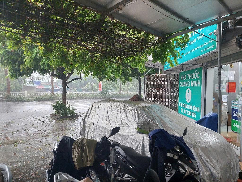 MẶT PHỐ PHÚC LỢI,LONG BIÊN 11tỷ 37m VỈA HÈ RỘNG,KINH DOANH CHO THUÊ 4