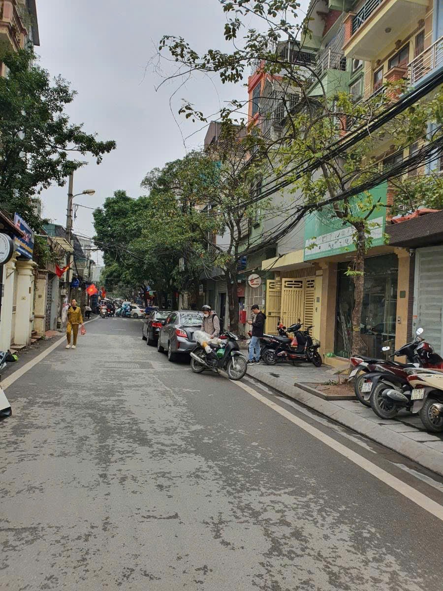 Hiếm Kim Giang Thanh Xuân , Phân lô, Ô tô đậu cửa, Ngõ thông, kinh doanh sầm Uất 63m nhỉnh  17,8 tỷ