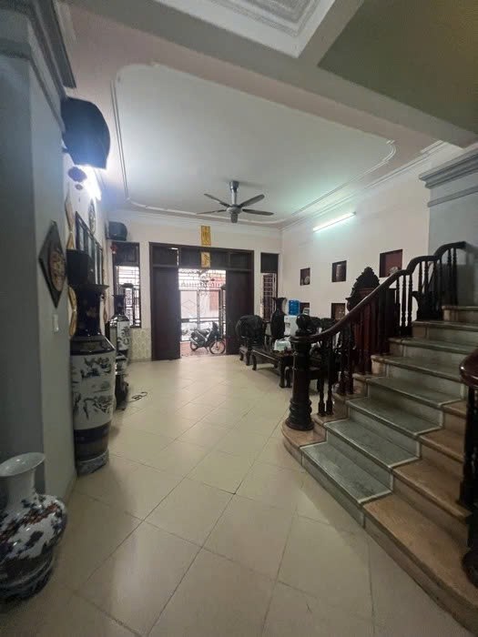 NGỌC THỤY,LONG BIÊN 12tỷ 95m NGÕ Ô TÔ GẦN PHỐ SÁT ĐƯỜNG LỚN 4