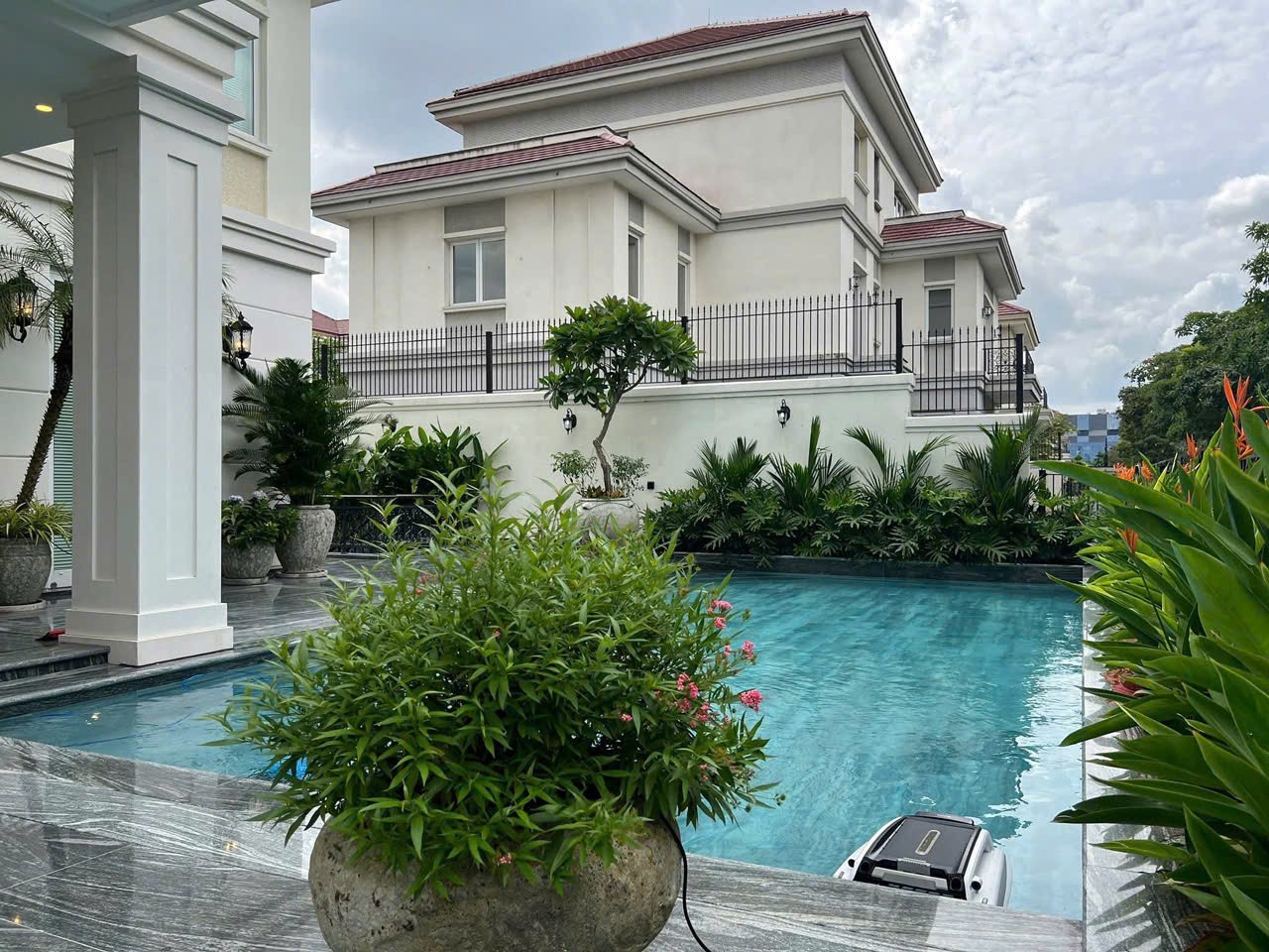 Cần bán Biệt thự Quận 2, Hồ Chí Minh, Diện tích 552m², Giá 0450 Tỷ 7