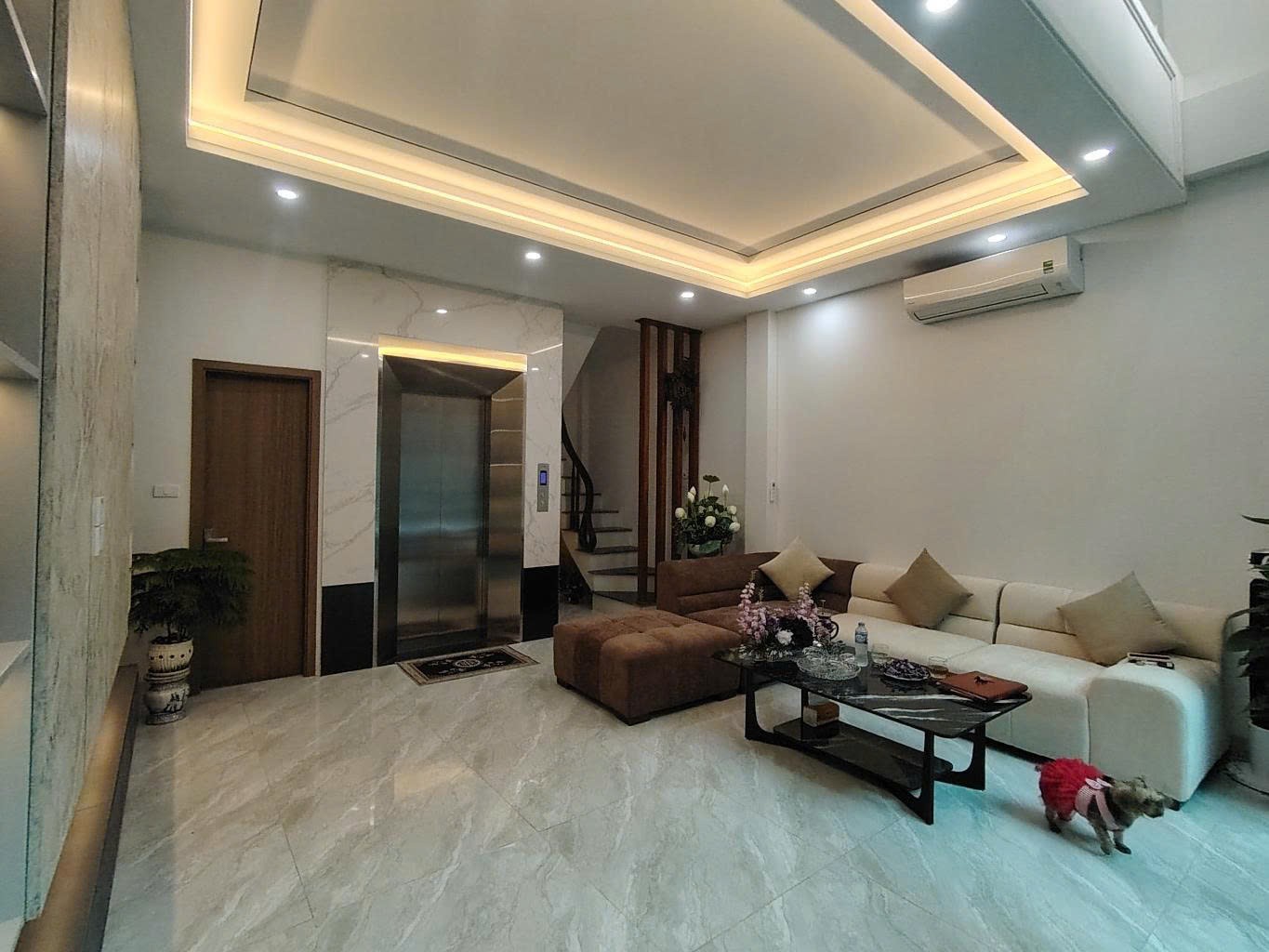 BỒ ĐỀ,LONG BIÊN 10tỷ 41m NGÕ Ô TÔ,KINH DOANH CHO THUÊ ĐỈNH 2