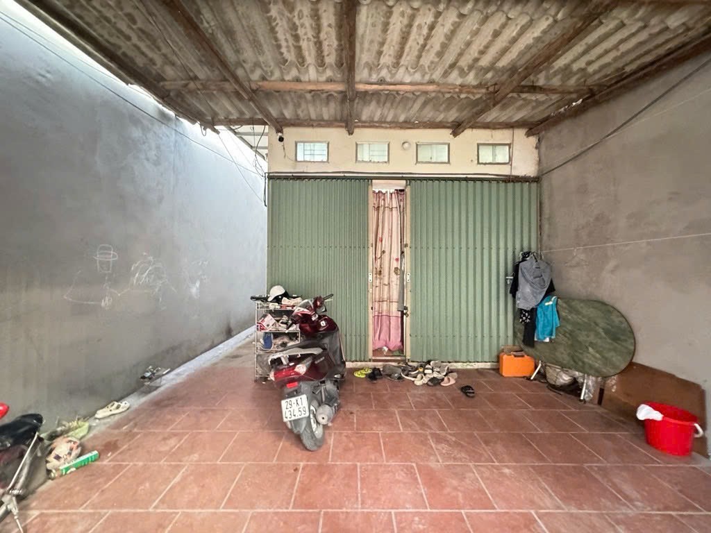 NGỌC TRÌ,LONG BIÊN 10tỷ 105m NGÕ THÔNG Ô TÔ GẦN SÁT PHỐ,KINH DOANH CHO THUÊ ĐỈNH 3