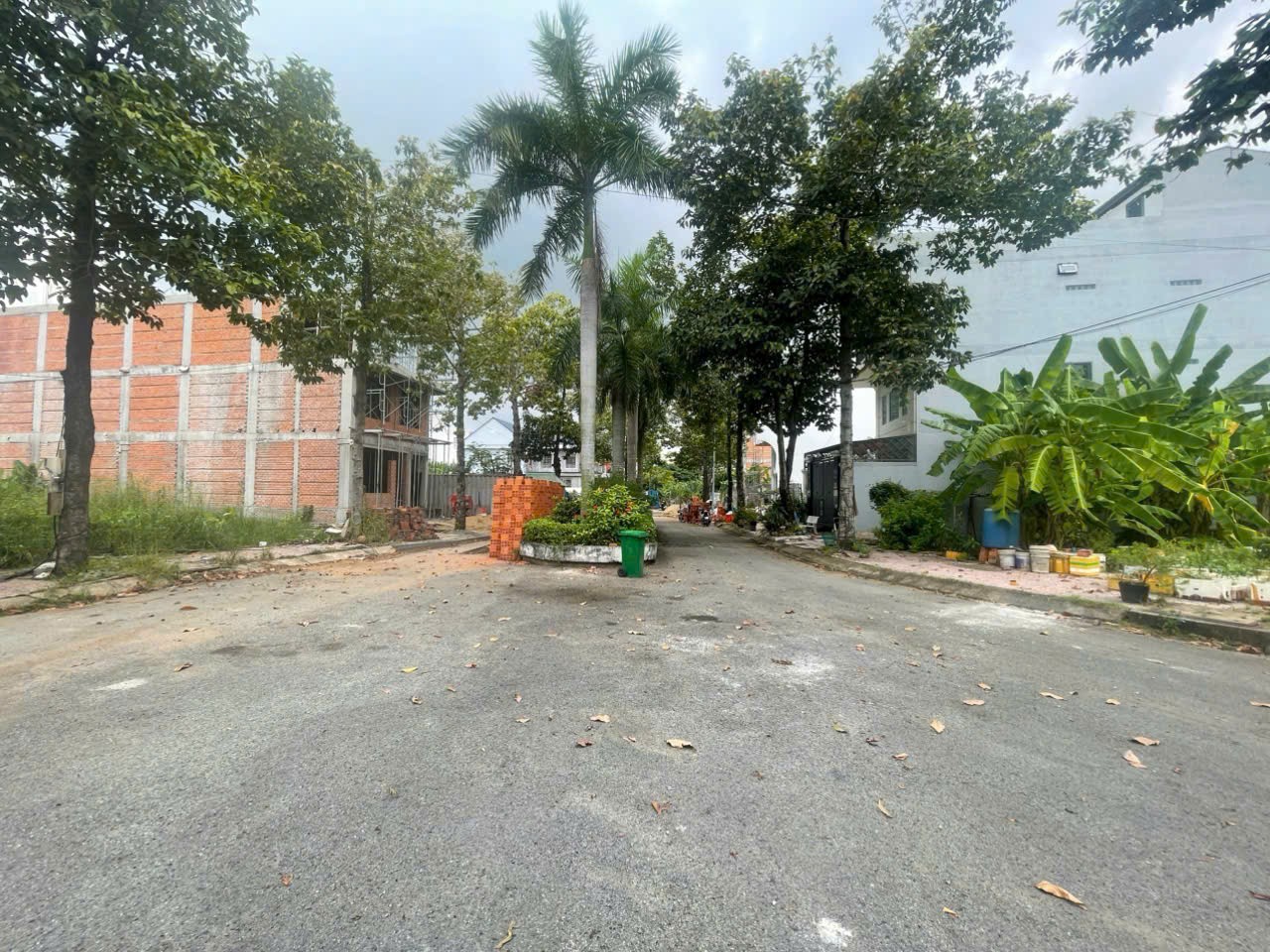 Cần bán Đất Phường Phú Hữu, Quận 9, Diện tích 149m², Giá 08.5 Tỷ 2