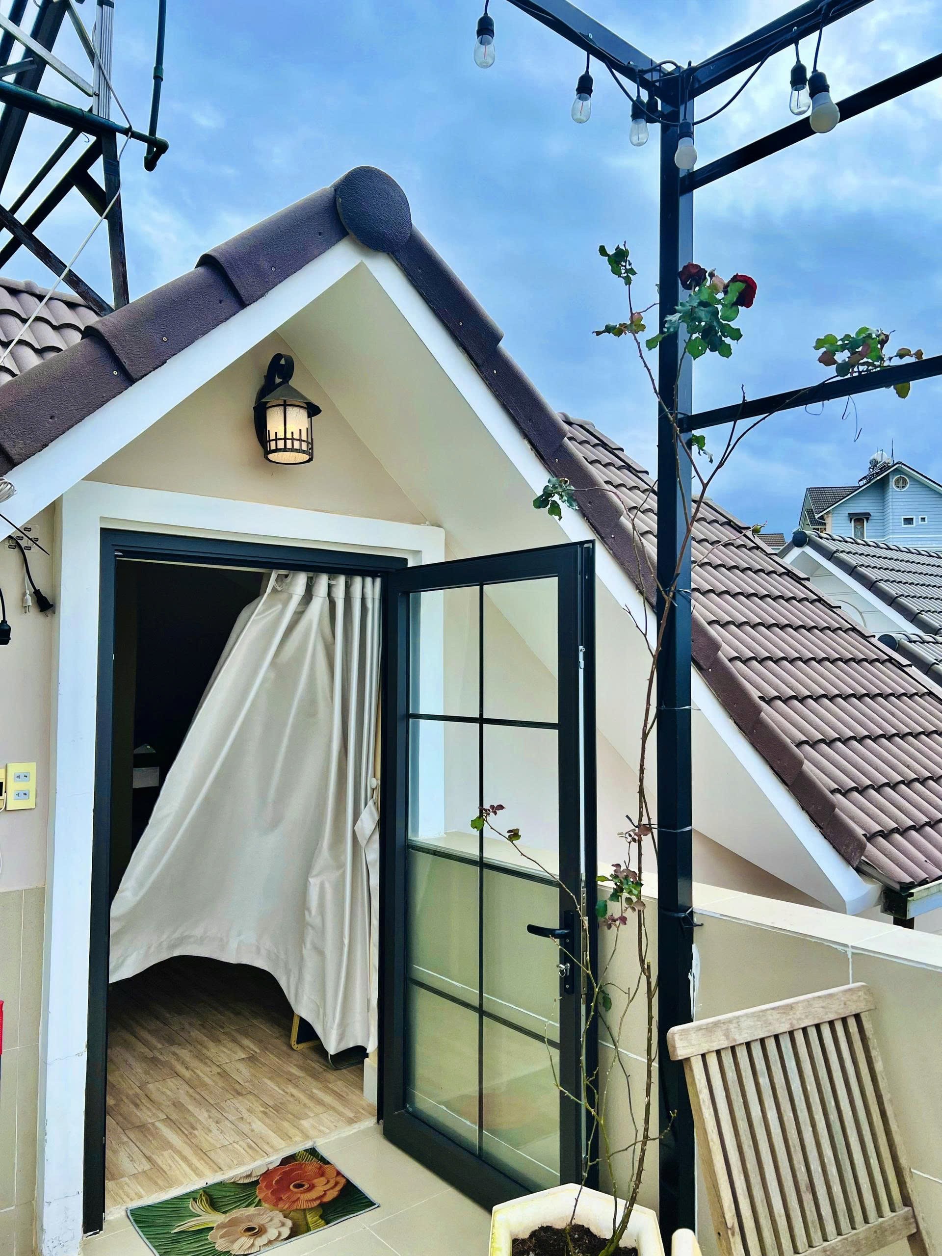 SANG NHƯỢNG VILLA TÂM HUYẾT NGUYỄN ĐÌNH CHIỂU, ĐÀ LẠT - 5PN, SÂN VƯỜN BBQ, HẺM Ô TÔ 5
