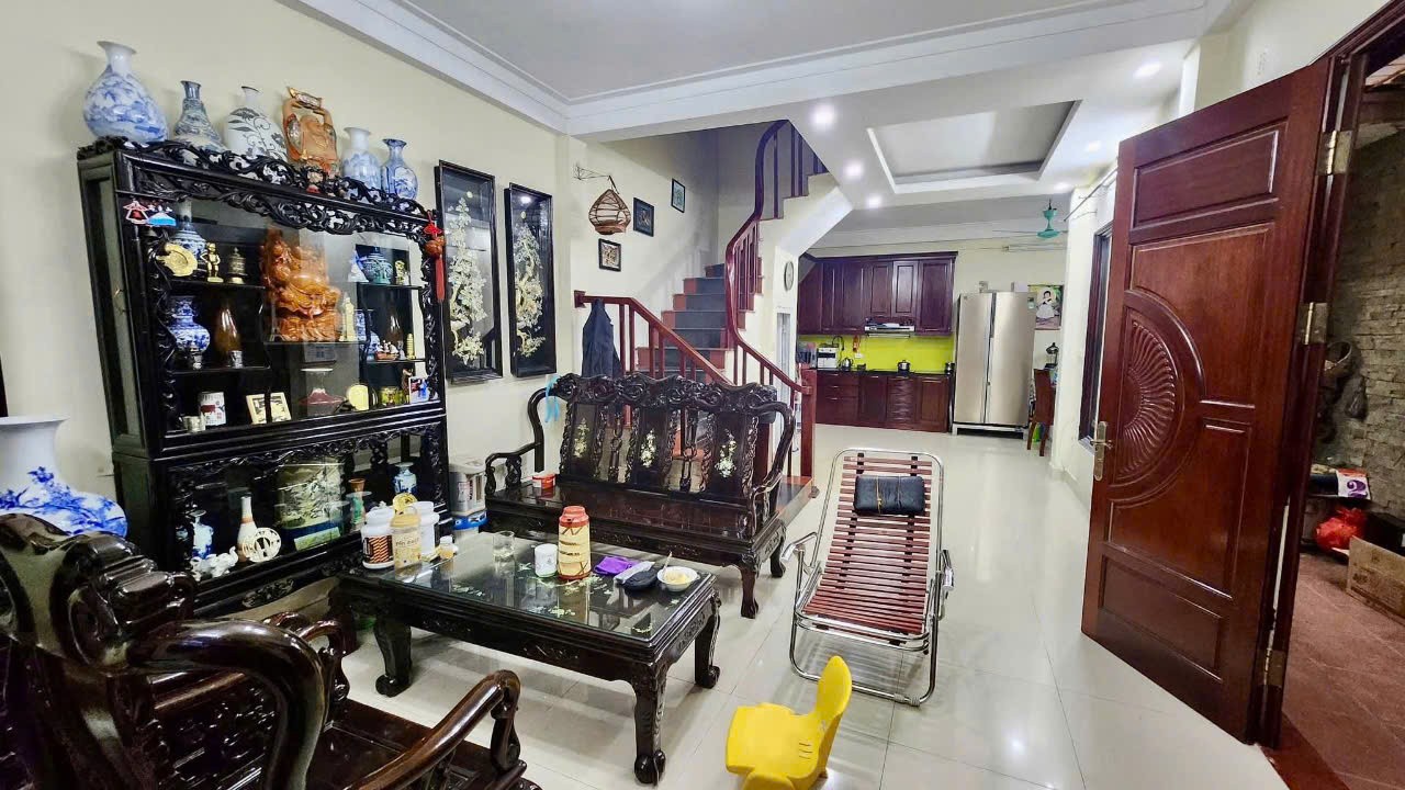 Cần bán gấp nhà riêng Quan Nhân 60m, 5 tầng nhà dân xây chắc chắn giá 13 tỷ 5