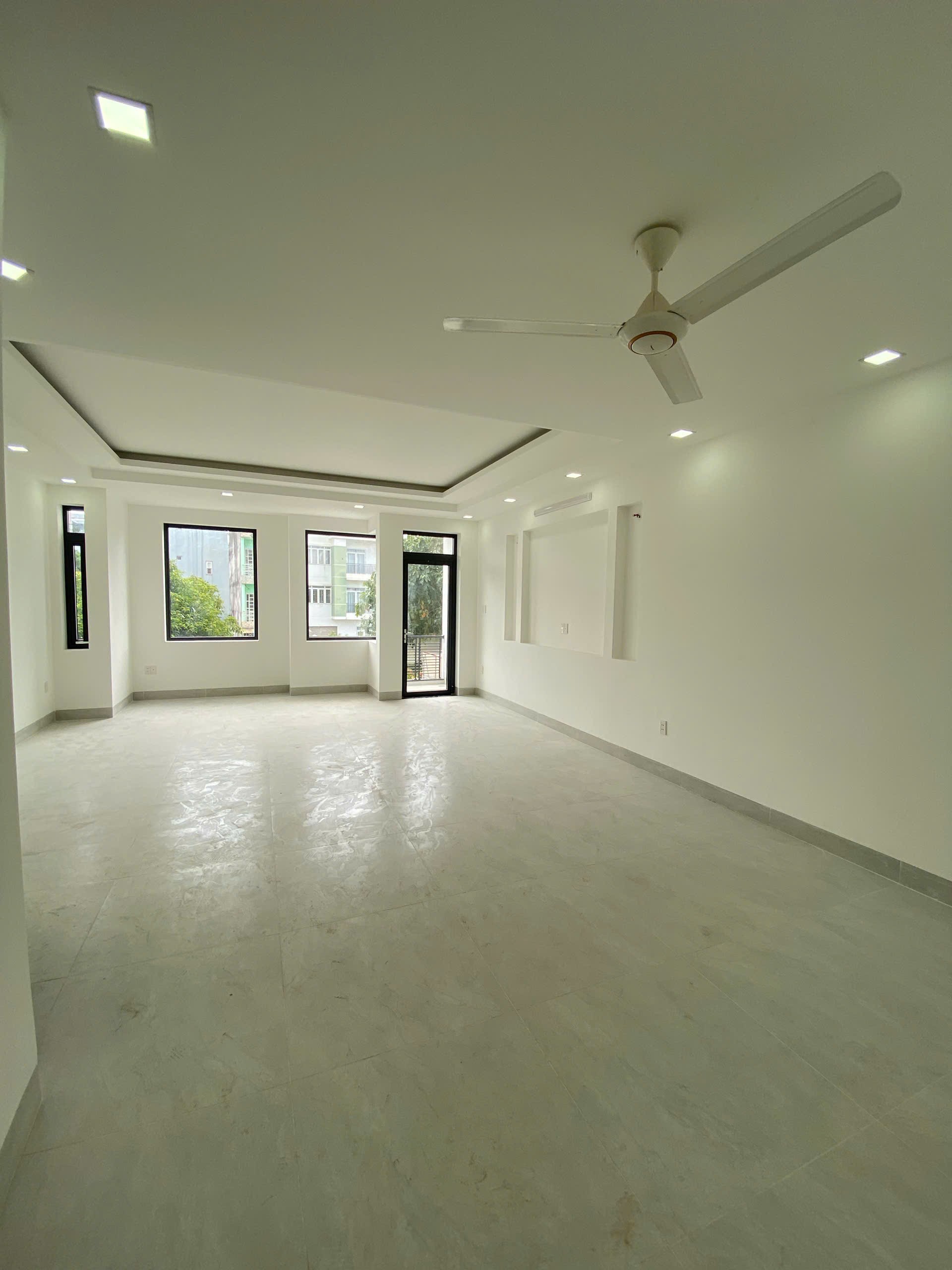 Cho thuê Nhà mặt tiền Phường Phước Long B, Quận 9, Diện tích 150m², Giá 030 Triệu/tháng 2