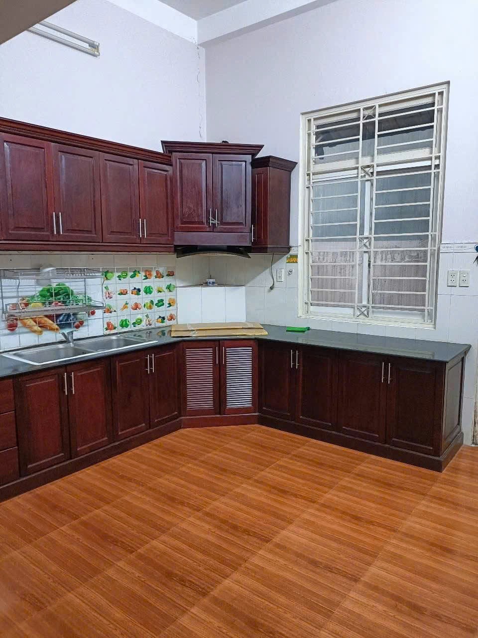 Cho thuê Biệt thự Phường Hiệp Bình Phước, Thủ Đức, Diện tích 264m², Giá 30 Triệu/tháng 2