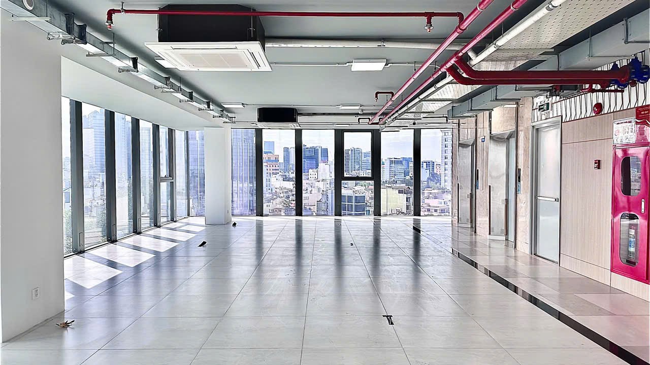 Cho thuê Văn phòng Quận 1, Hồ Chí Minh, Diện tích 125m², Giá Thương lượng 2