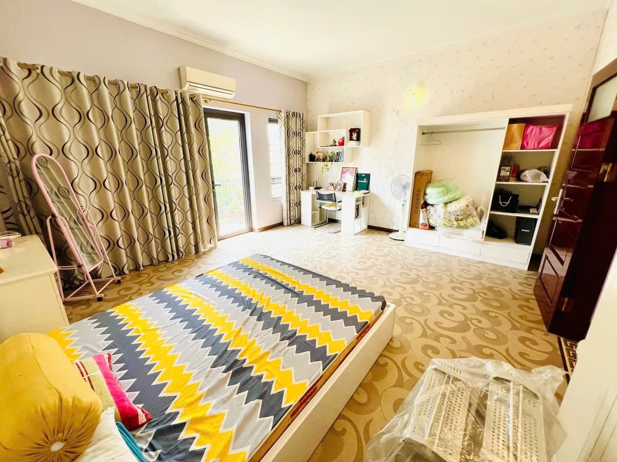 NHÀ DÂN XÂY 5 TẦNG MẶT NGÕ THÔNG Phố Bồ Đề 110m2 X 30 tỷ Long Biên. 3